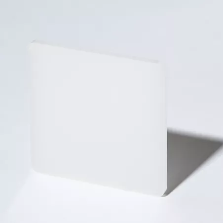 ALTUGLAS™ Colada Blanco Difuso LED System