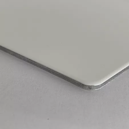 ALUCOBOND® PLUS | Composite aluminio para fachadas